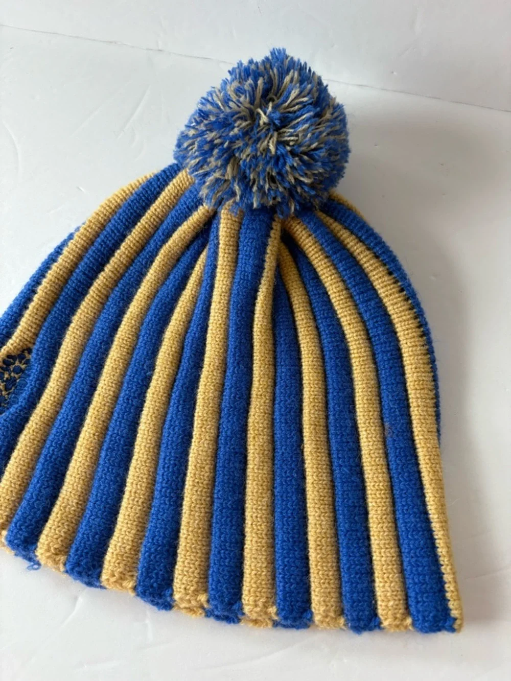 NWOT Free People FP Movement Alpine Pom Beanie